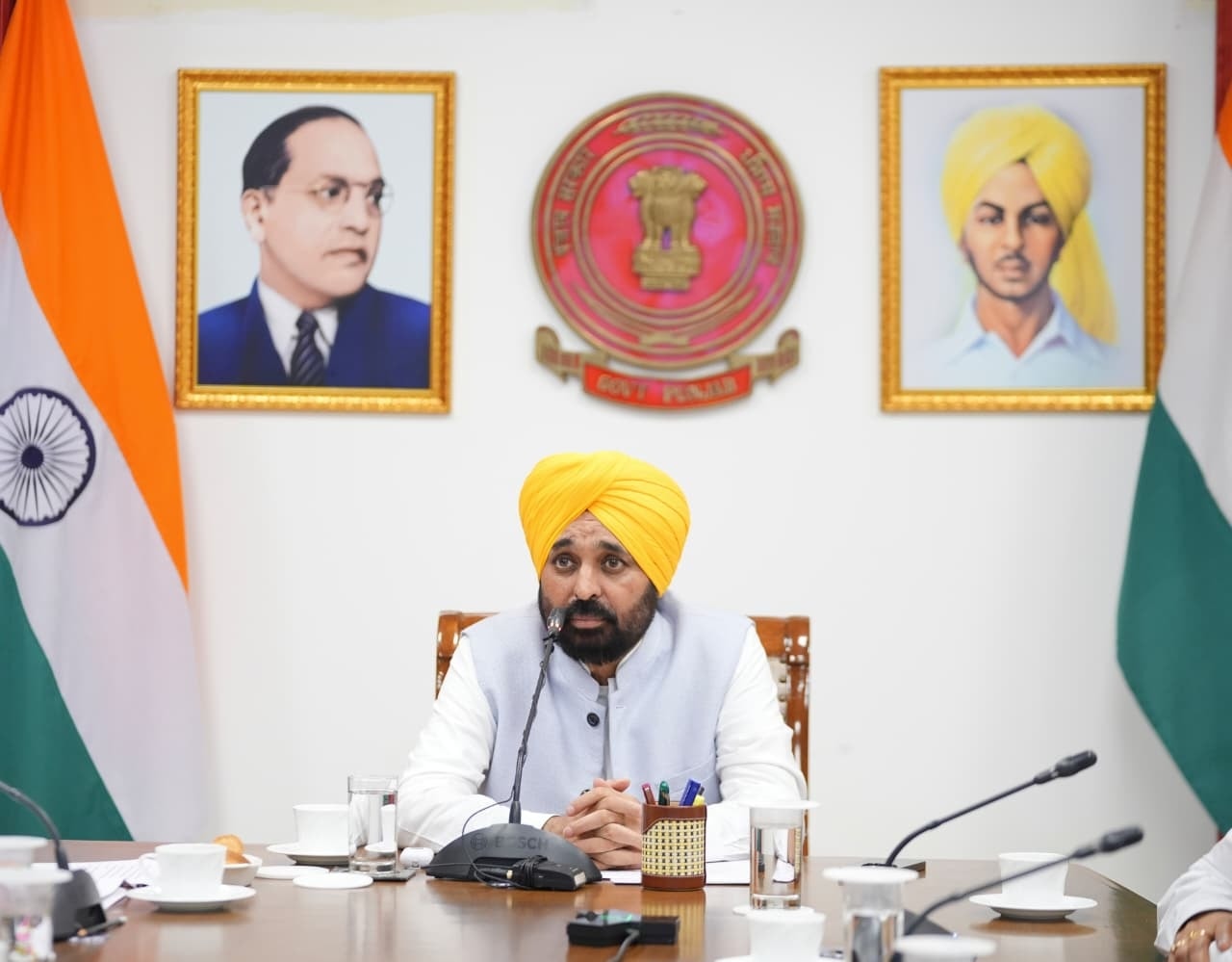ਹੜ੍ਹਾਂ ਵਾਲੇ ਮੁਆਵਜ਼ੇ ਨਾਲ ਜੁੜੀ ਵੱਡੀ ਖ਼ਬਰ! CM ਮਾਨ ਨੇ ਕਰਤਾ ਐਲਾਨ, ਦਿੱਤੇ ਹੁਕਮ 