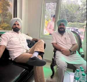 ਰਾਜਾ ਵੜਿੰਗ ਨੂੰ ਮਿਲੇ ਹਰਦੀਪ ਲਾਡਾ, ਘਨੌਰ ਹਲਕੇ ਦੀ ਸਿਆਸੀ ਰਣਨੀਤੀ ’ਤੇ ਕੀਤਾ ਮੰਥਨ